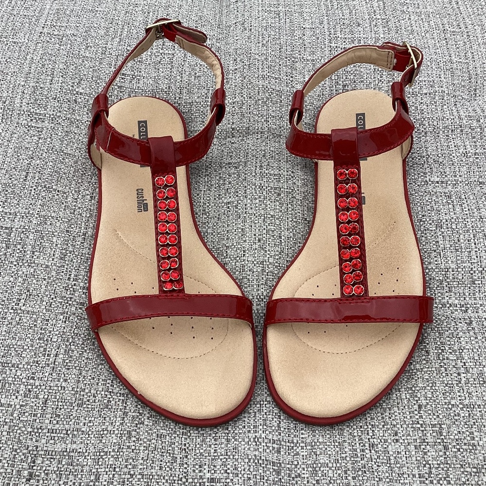 Clark’s Collection sandals ♦️